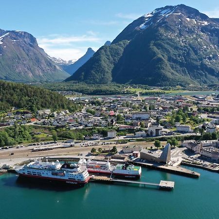 Åndalsnes Sentrum App1 Lägenhet Exteriör bild